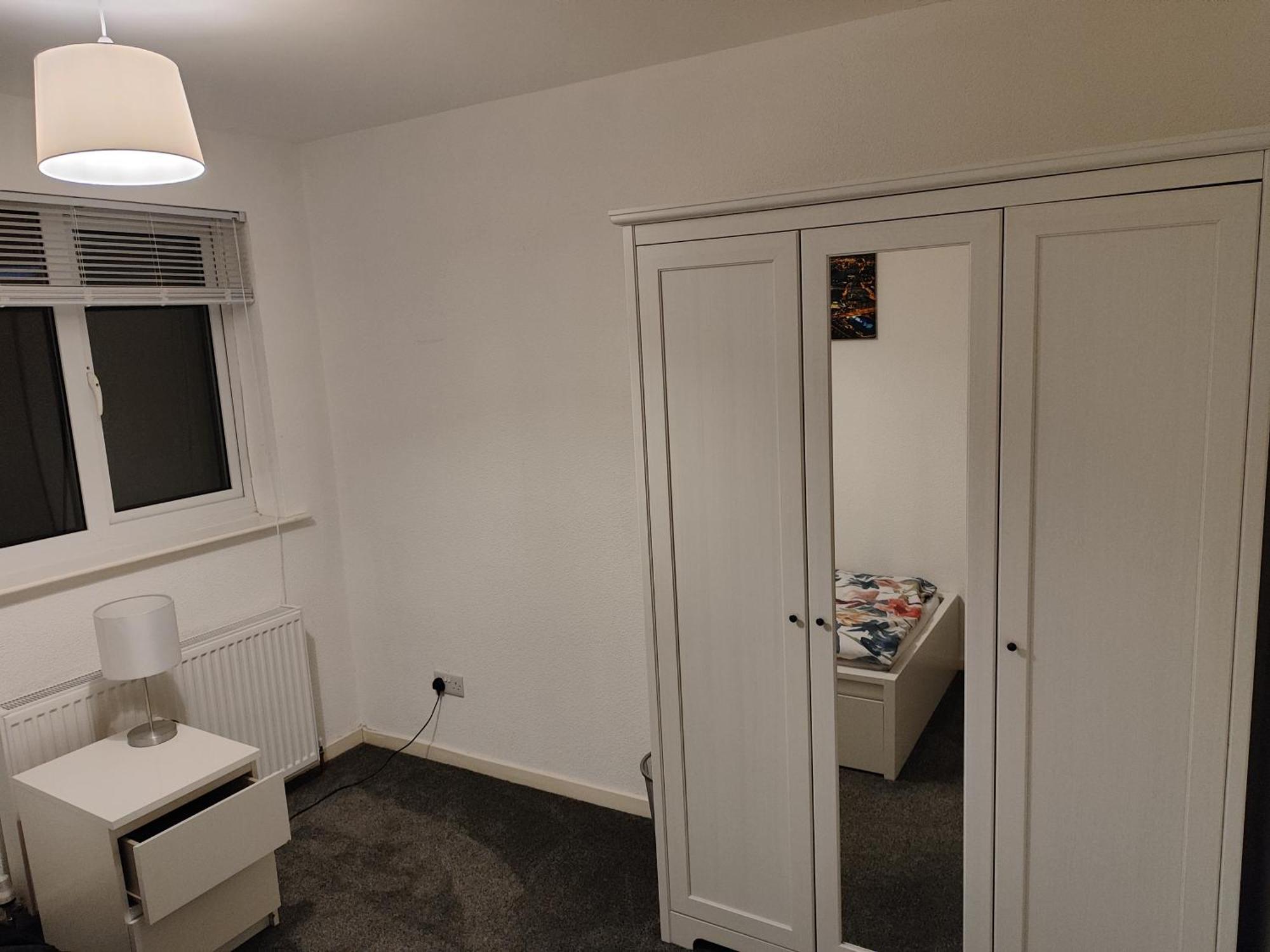 Perfect Place In Walsall/ 4 Bedroom / Long Term Workers Or Family Home Kültér fotó